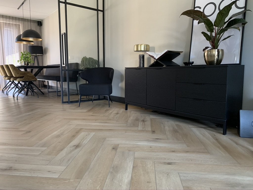 Gelasta Callisto Visgraat 5201 (rigid click) Natural Oak Light PVC-freelance groothandel